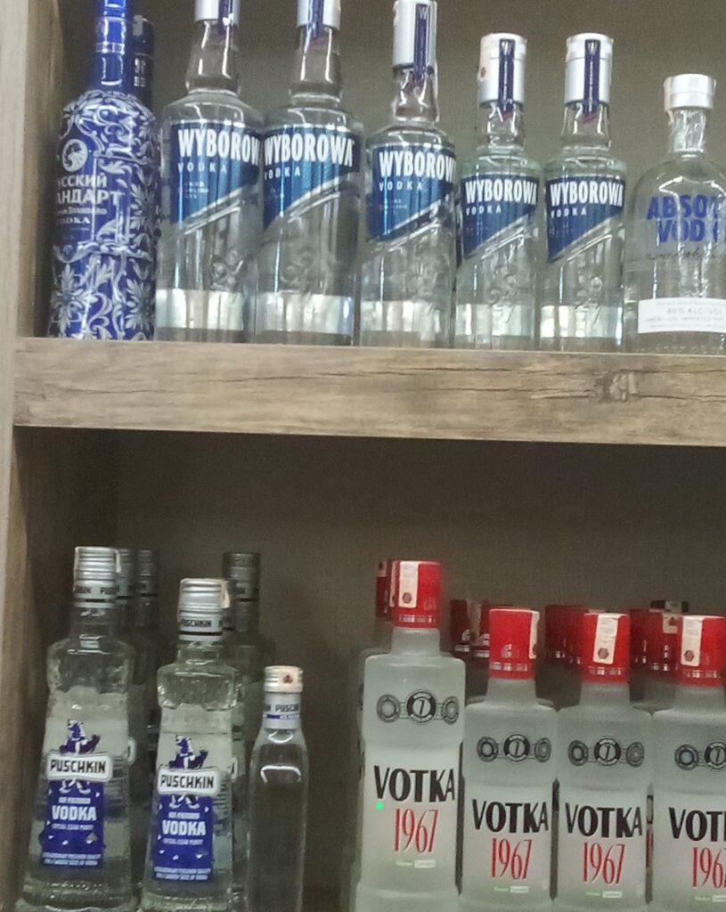 Wódka Wyborowa w sklepie w Mersin
