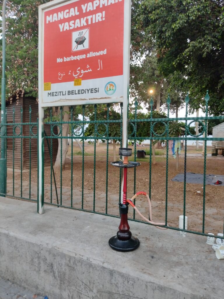 Fajka wodna czyli nargile. Doskonałe uzupełnienie plażowego relaksu